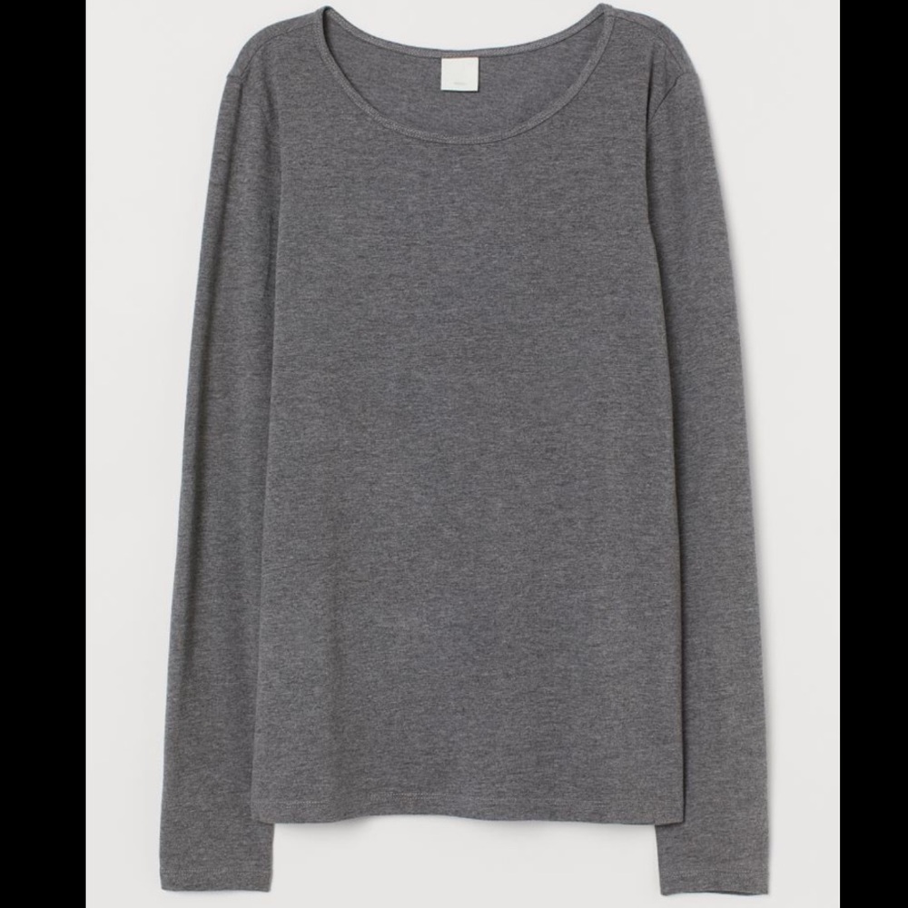 Basic oversized long sleeved top